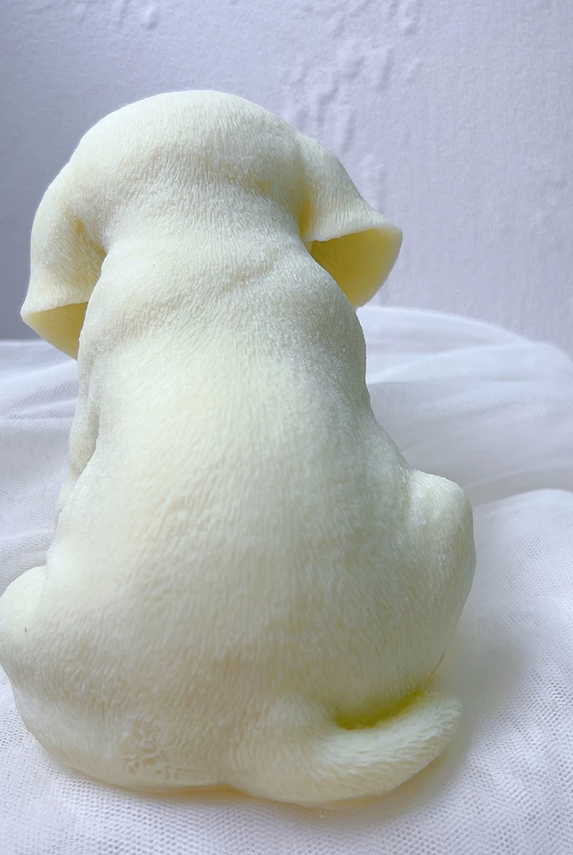 Beagle Candle Mould 5 - Silicone Mould, Mold for DIY Candles. Created using candle making kit with cotton candle wicks and candle colour chips. Using soy wax for pillar candles. Sold by Myka Candles Moulds Australia