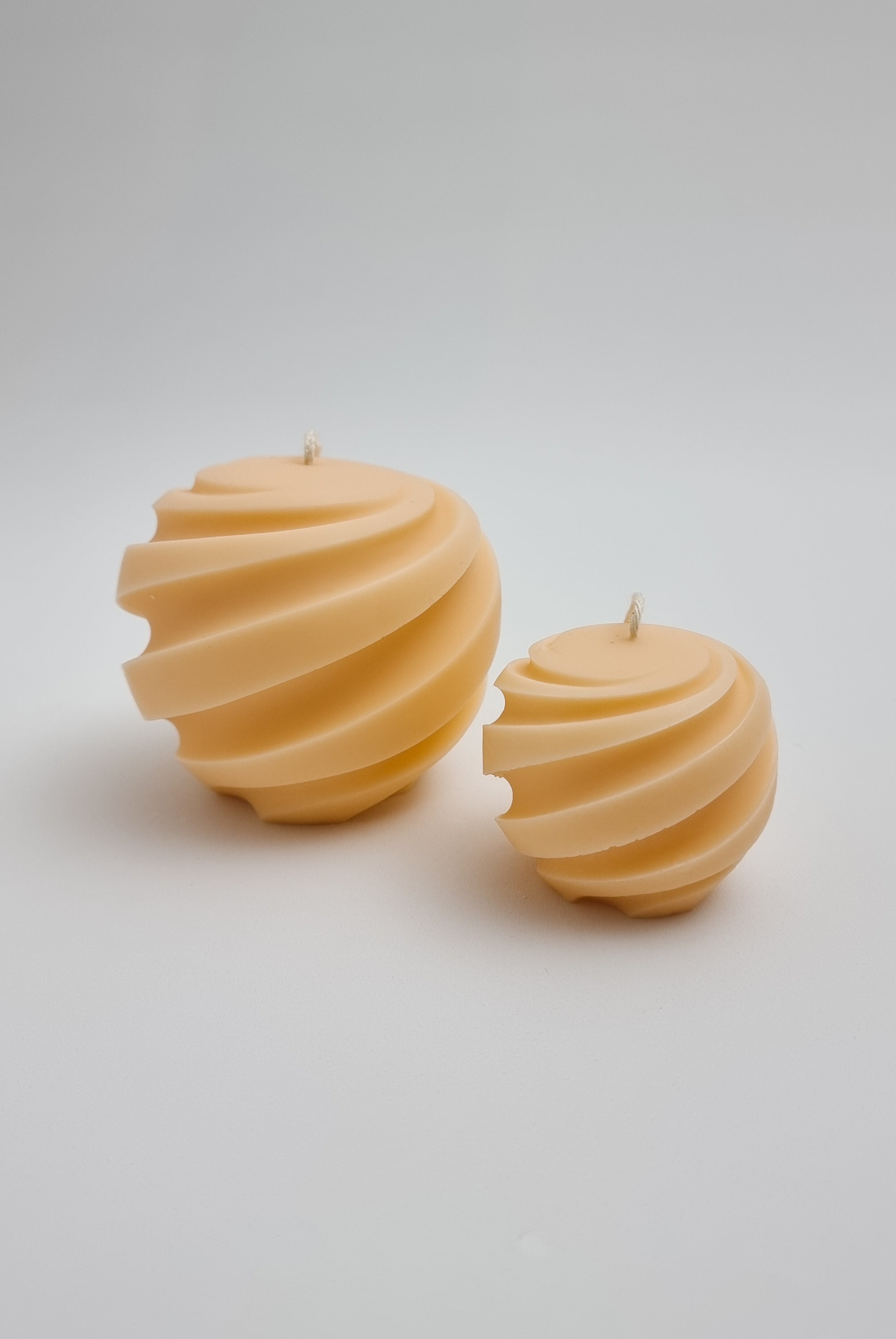 Candle Colour 5 - Silicone Mould, Mold for DIY Candles. Created using candle making kit with cotton candle wicks and candle Colour chips. Sold by Myka Candles Moulds Australia.