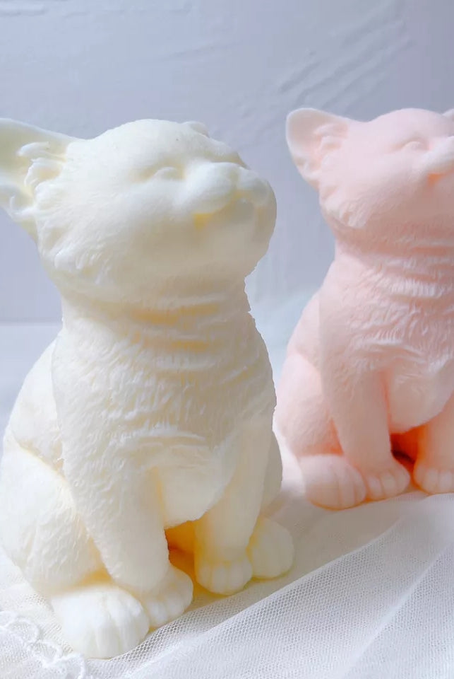 Kitten Candle Mould 7 - Silicone Mould, Mold for DIY Candles. Created using candle making kit with cotton candle wicks and candle colour chips. Using soy wax for pillar candles. Sold by Myka Candles Moulds Australia