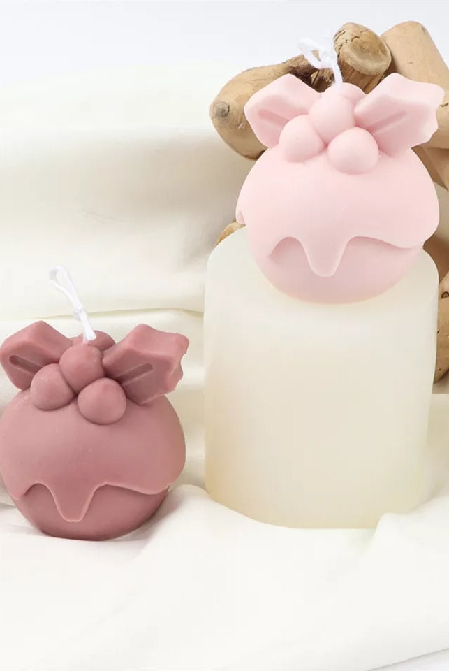 Christmas Pudding Candle Mould 2 - Silicone Mould, Mold for DIY Candles. Created using candle making kit with cotton candle wicks and candle colour chips. Using soy wax for pillar candles. Sold by Myka Candles Moulds Australia