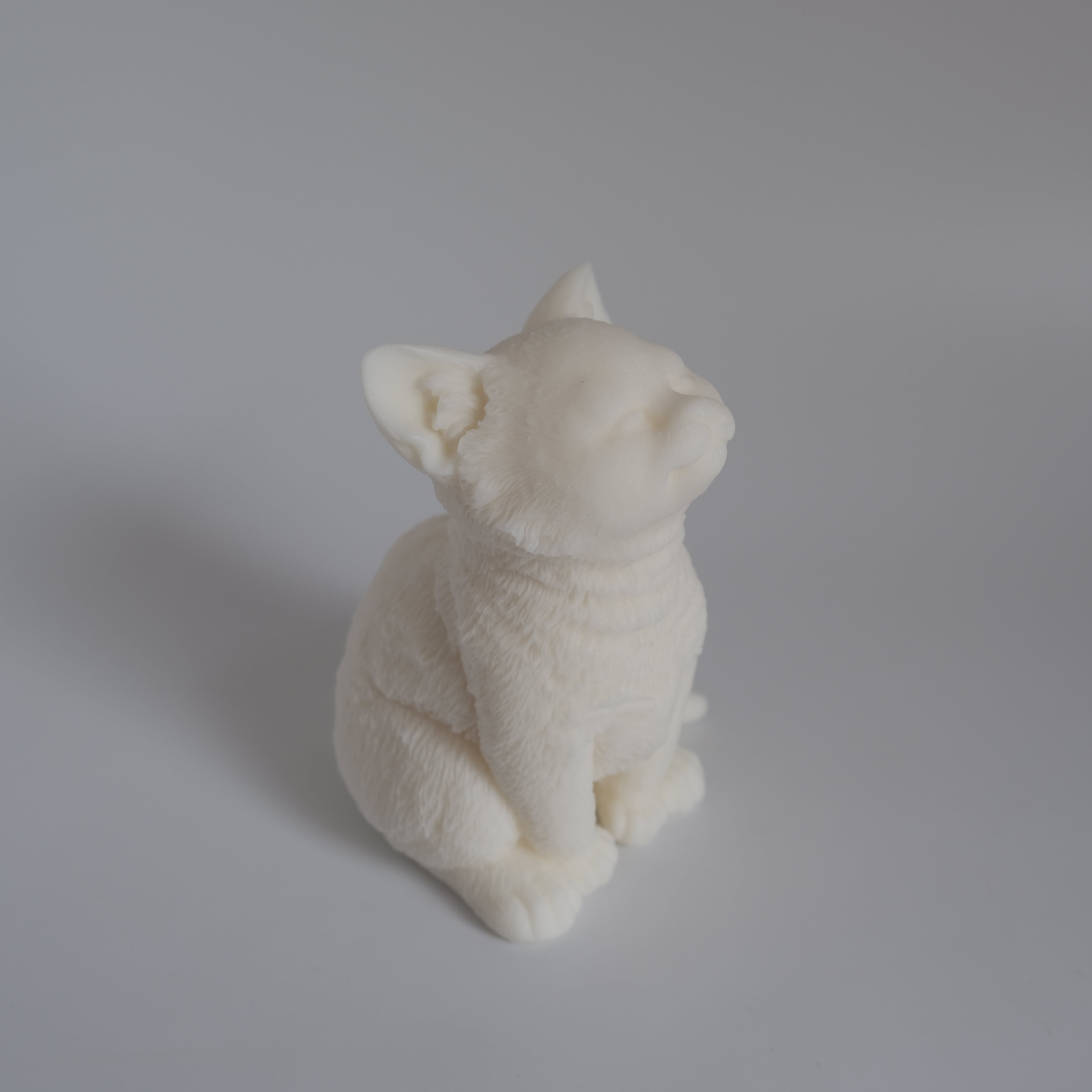 Kitten Candle Mould 1 - Silicone Mould, Mold for DIY Candles. Created using candle making kit with cotton candle wicks and candle colour chips. Using soy wax for pillar candles. Sold by Myka Candles Moulds Australia