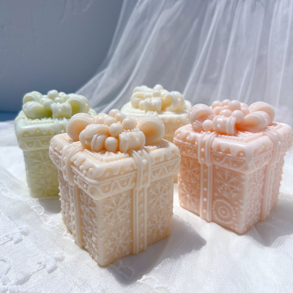 High-quality Christmas Gift Box Candle Mould silicone candle mould from MYKA Candles and Moulds, great for resin moulds and professional baking mould needs.