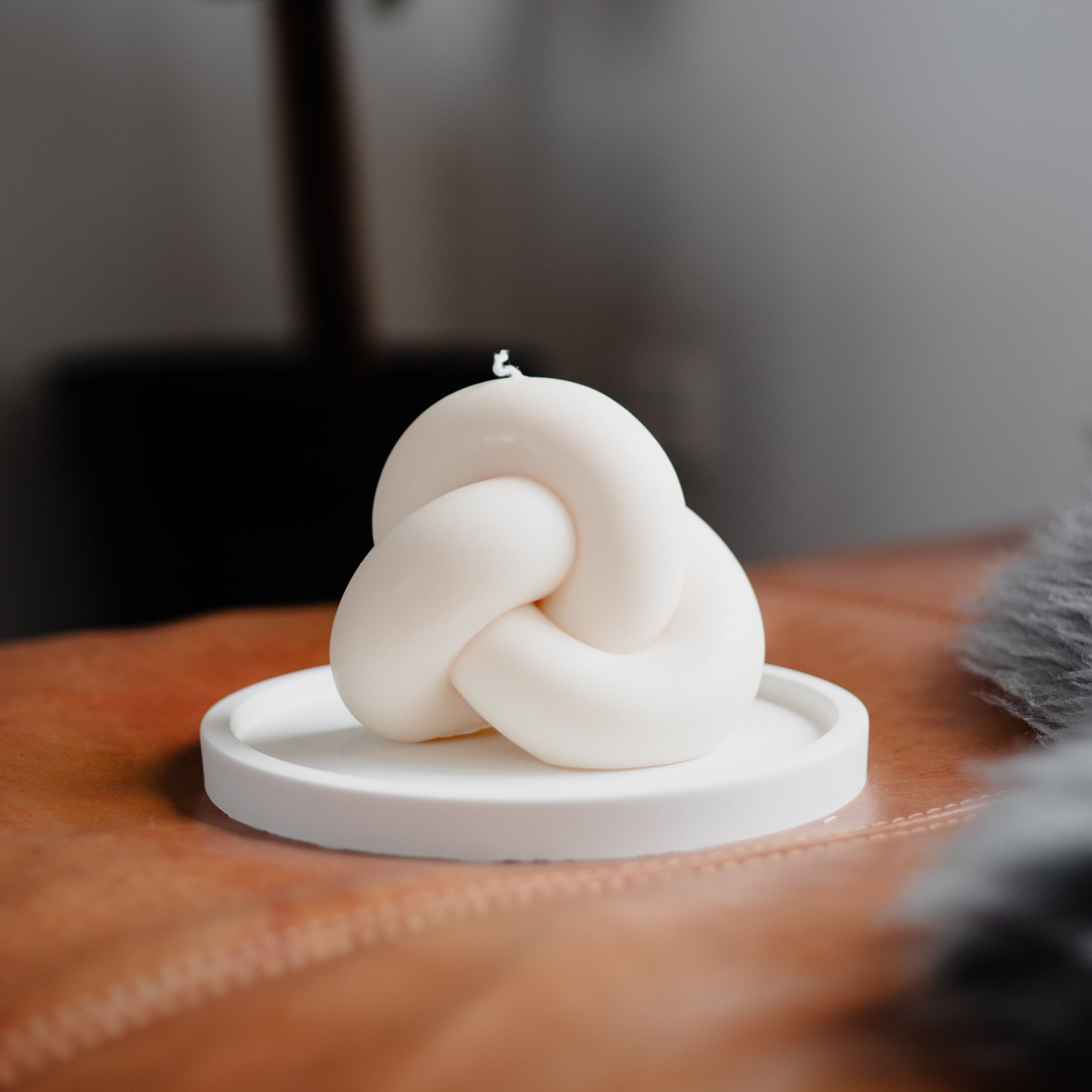 A detailed Infinity Knot Candle Mould silicone candle mould by MYKA Candles and Moulds, perfect for candle making, soap moulds, and resin moulds.