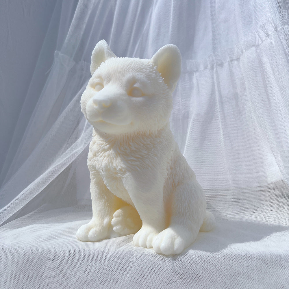 High-quality Siberian Husky Puppy Candle Mould silicone candle mould from MYKA Candles and Moulds, great for resin moulds and professional baking mould needs.