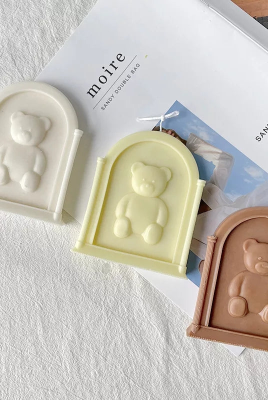 Arch Bear Candle Mould 2 - Silicone Mould, Mold for DIY Candles. Created using candle making kit with cotton candle wicks and candle colour chips. Using soy wax for pillar candles. Sold by Myka Candles Moulds Australia
