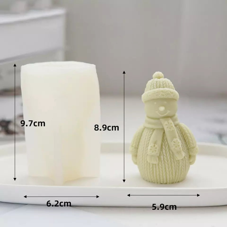 Snowman Candle Mould 2 - Silicone Mould, Mold for DIY Candles. Created using candle making kit with cotton candle wicks and candle colour chips. Using soy wax for pillar candles. Sold by Myka Candles Moulds Australia