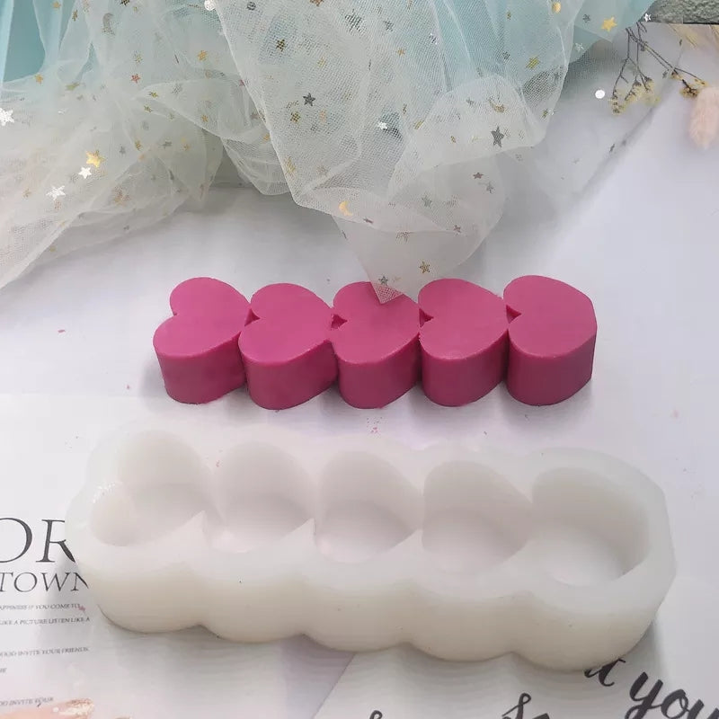 Heart Chain Candle Mould 3 - Silicone Mould, Mold for DIY Candles. Created using candle making kit with cotton candle wicks and candle colour chips. Using soy wax for pillar candles. Sold by Myka Candles Moulds Australia