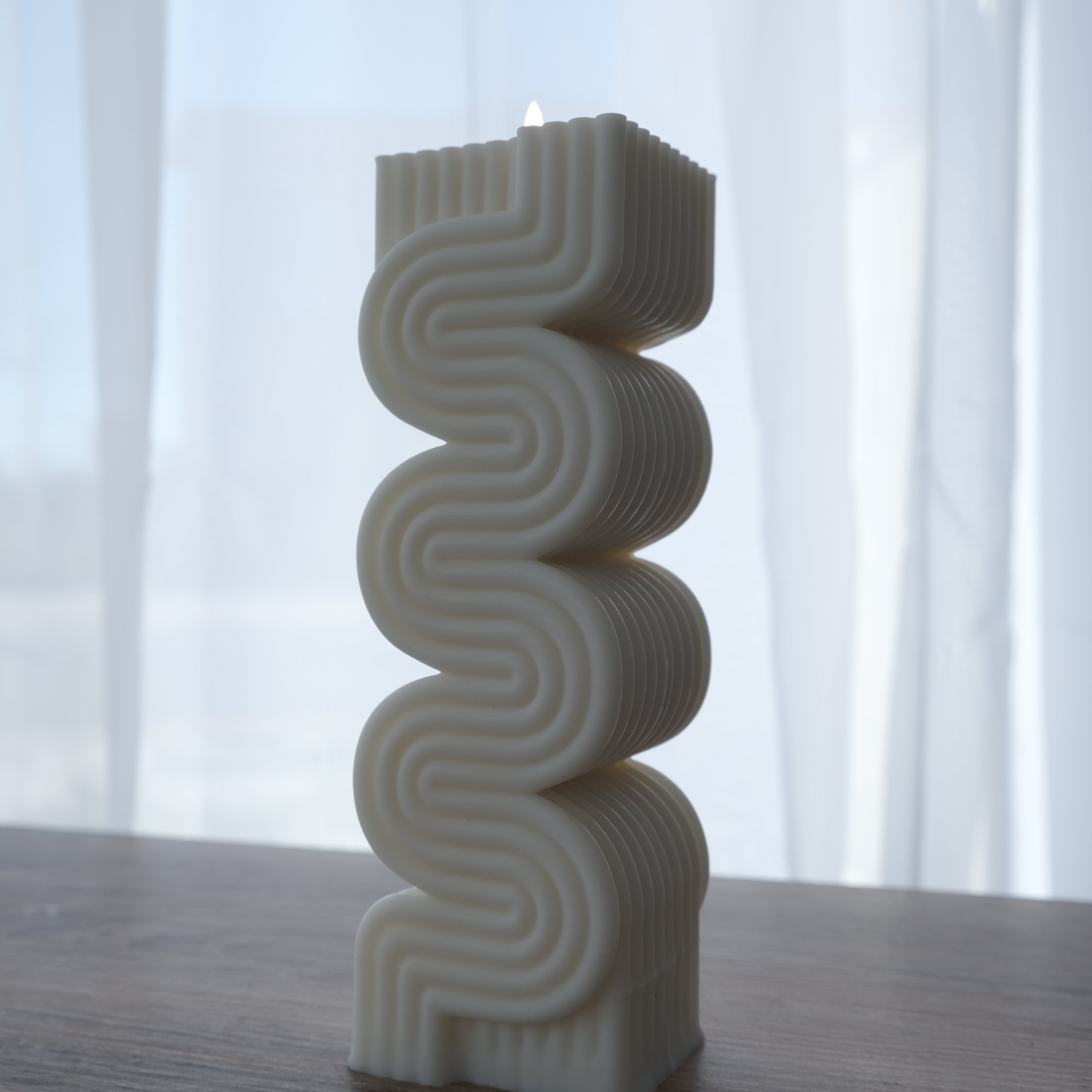 Showcasing the Sienna Candle Mould silicone candle mould by MYKA Candles and Moulds for creative baking moulds and candle making.